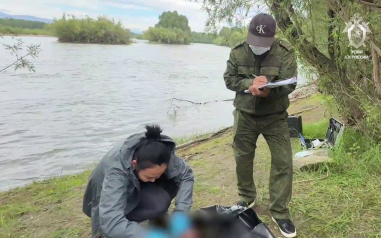 На найденных в Енисее телах девочек нет следов насильственной смерти
