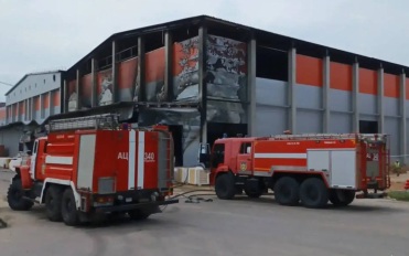 В Раменском Московской области потушили пожар в складском здании