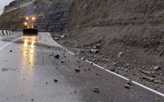 В Северной Осетии из-за схода селя ограничено движение на участке Транскама