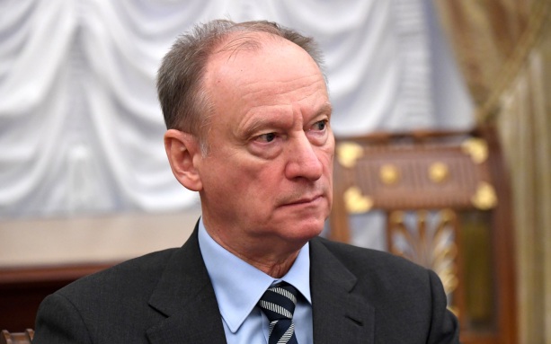 Контрразведка РФ на рубеже веков стала работать наступательно, заявил Патрушев