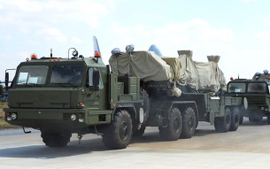 Проданные Турцией российские С-400 усилят безопасность ОАЭ и баз США