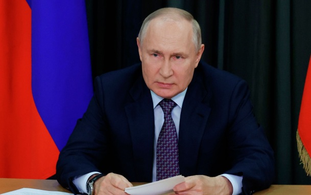 Путин подчеркнул, что РФ наносит удары в ответ на атаки Украины