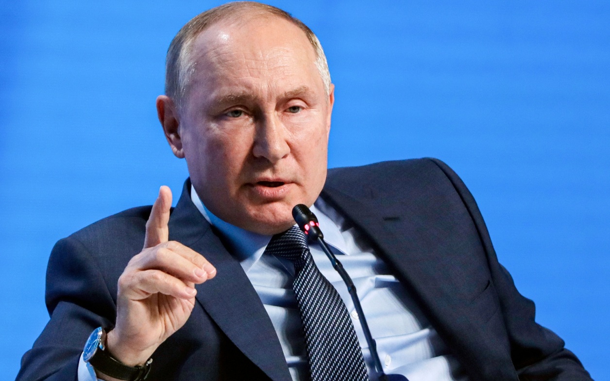 Путин сравнил информационные атаки противника с методами Геббельса