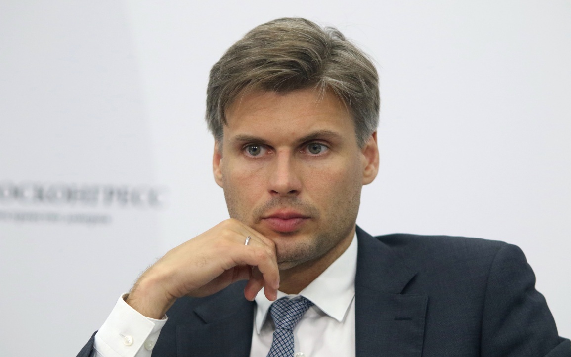 Баканов признался, что переживал во время запуска ракеты "Союз" с Байконура