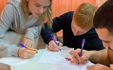 Лантратова рассказала о значении писем с родины для бойцов в плену