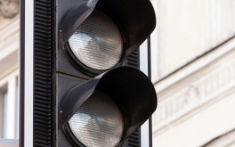 В Екатеринбурге из-за стихии нарушено функционирование около 50 светофоров