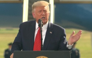 Трамп пообещал защитить избирательную систему США от внешнего вмешательства