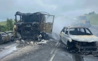 Три человека погибли в ДТП с 4 автомобилями в Самарской области