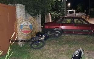 Саратовский байкер врезался в забор и погиб