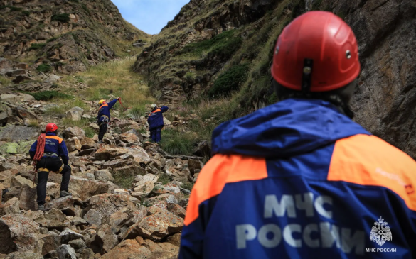 В Кабардино-Балкарии туристка погибла, сорвавшись в обрыв в урочище Джилы-Су