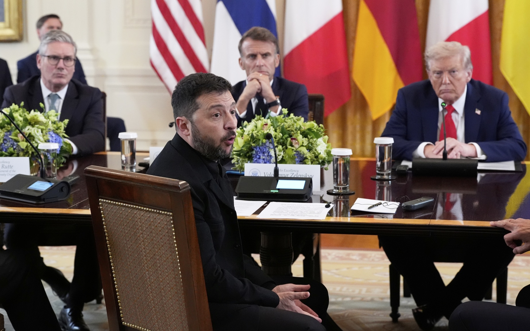 Daily Express: Зеленский попросил помощи у США и Европы после атаки на Киев