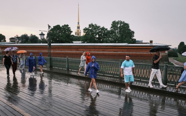 Сильные дожди и похолодание ожидаются в Санкт-Петербурге