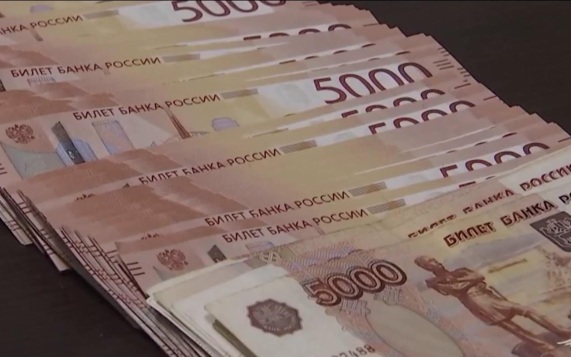 Мошенник выманил у москвича 28 млн на мнимый бизнес в Крыму