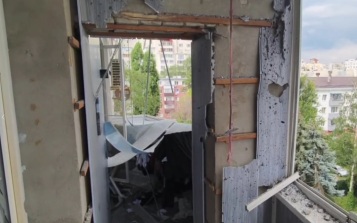 В Сети появилось видео дома в Белгороде, поврежденного после удара дрона