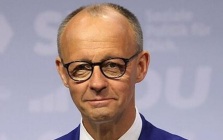 Мерц после встречи с главой Азербайджана позвонил Пашиняну