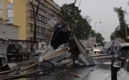 В Нижнем Новгороде ливень с градом и ветром парализовал движение
