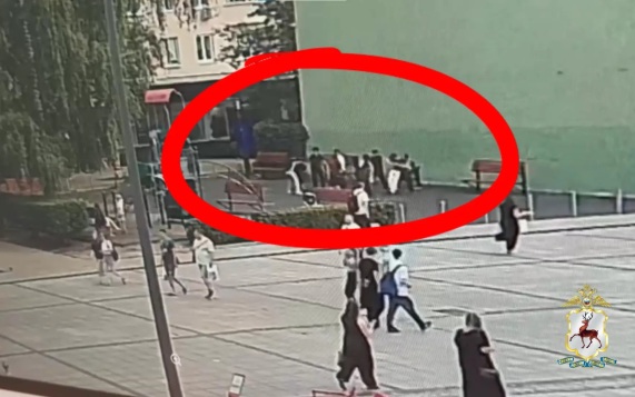 Задержаны подростки от 15 до 17 лет, напавшие на людей в Нижнем Новгороде