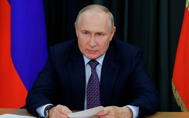 Путин: беспилотные перевозки грузов планируется применять на разных маршрутах
