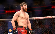 Российский боец Анкалаев победил Гуськова на турнире UFC в ОАЭ