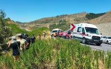 Автомобиль упал в пропасть в Анталье