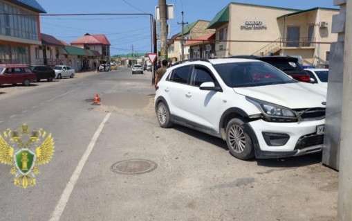 Автомобиль насмерть сбил девочку в Дагестане