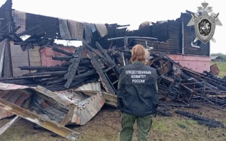 Мужчина погиб при пожаре в гостевом доме в Костромской области