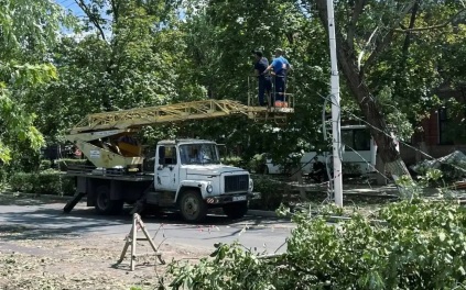 В Новочеркасске ввели режим ЧС из-за отсутствия света после урагана