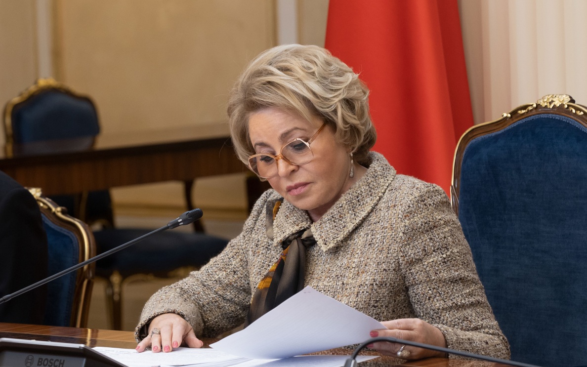 За два года число абортов в России сократилось, заявила Матвиенко