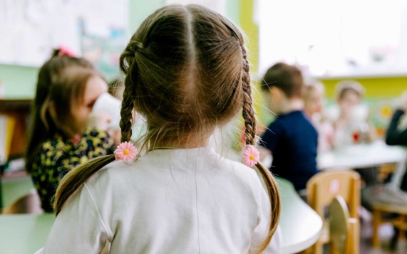 Дети должны играть в многодетную семью, считает эксперт