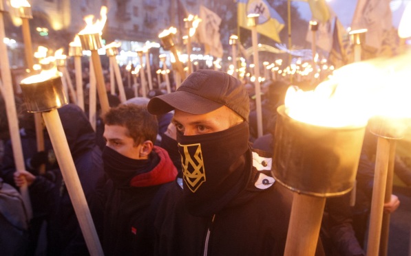 Историк заявил, что молодежь Украины зомбирована неонацистской пропагандой