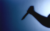 Жительница Якутии обвиняется в причинении тяжкого вреда здоровью супругу