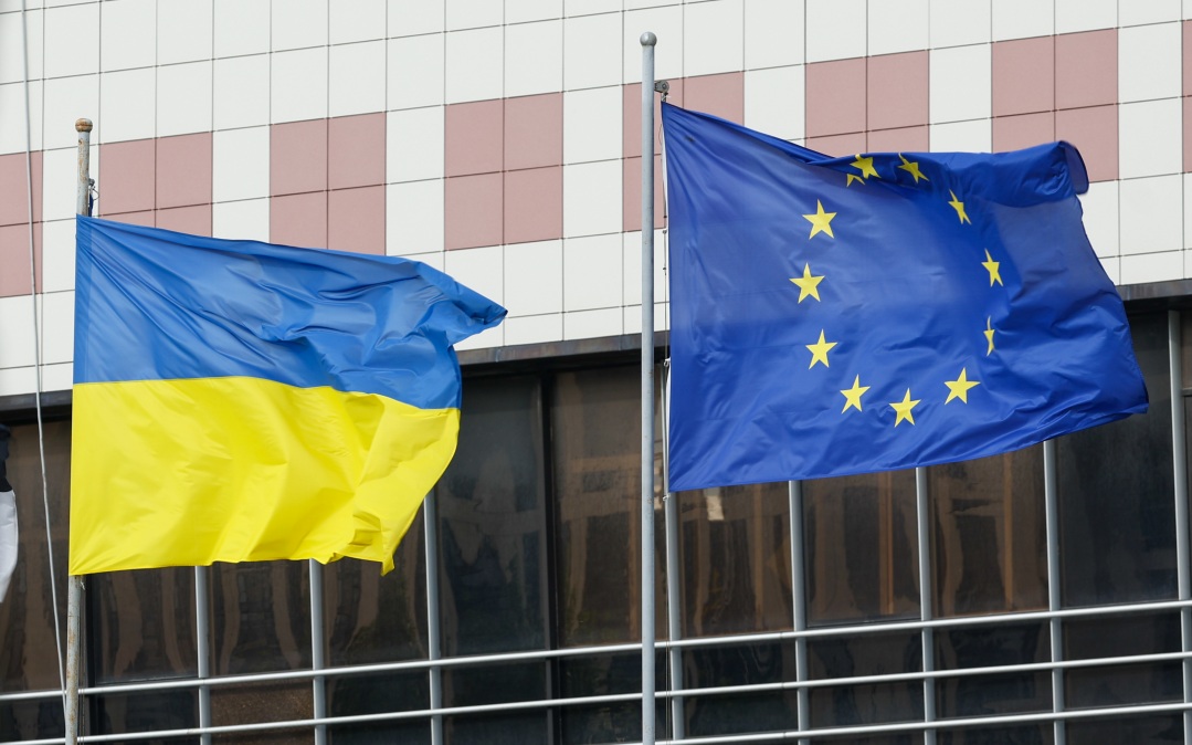 Глава ФНЭБ Симонов объяснил, почему Зеленскому невыгодно втягивать ЕС в войну