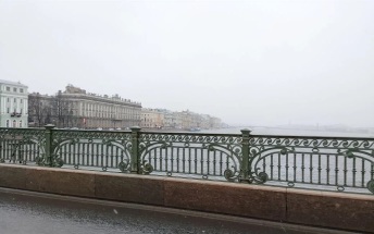 В Петербурге объявили желтый уровень погодной опасности
