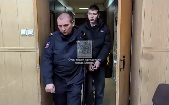 Осужденный за мошенничество с квартирой Долиной готовится к УДО