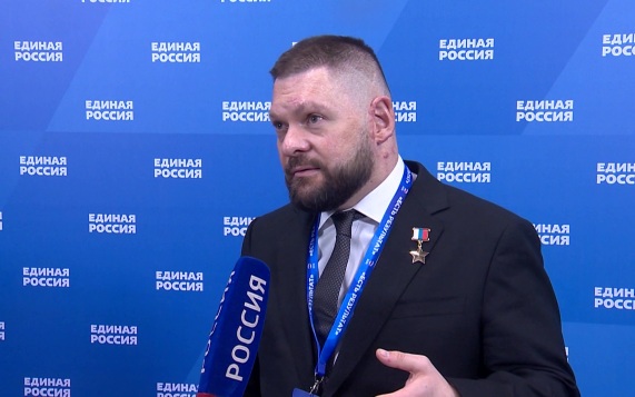 Поддубный считает, что фронтовики-десантники усилят Госдуму и всю страну