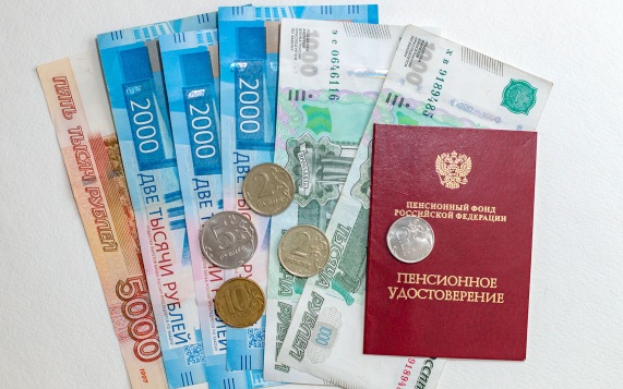 Россиянам рассказал об отсрочке выхода на пенсию и увеличении размера выплат