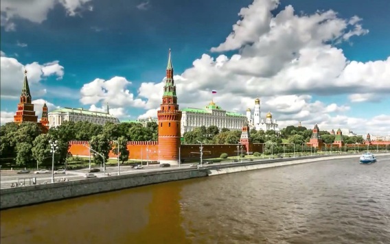 Тишковец: в понедельник в Москве жара немного спадет, ожидается до +26
