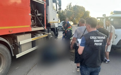 В Аткарске двое рабочих погибли в канализационном колодце, возбуждено дело