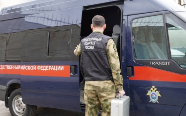 В реке Вятка в Кировской области обнаружен автомобиль с телами супругов