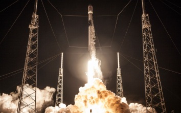 Ступень ракеты Falcon 9 врезалась в Луну, вызвав взрыв: детали и мнение ученых