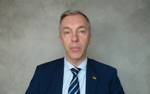 Политик Шмидт объяснил, почему граждане Германии не хотят войны с Россией