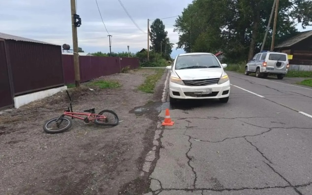 Водитель иномарки на Камчатке сбил стоявшего на обочине мальчика