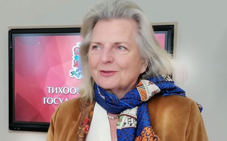Кнайсль призналась, что готовила для 12 человек, строящих ее дом под Рязанью