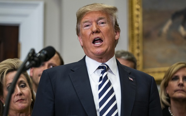 Трамп опроверг слухи о том, что он якобы недоволен работой главы Пентагона