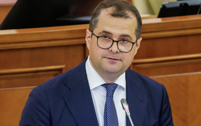 Премьер Молдавии рассказал о работе поваром в китайском ресторане