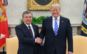 Трамп созвонился с президентом Узбекистана Мирзиёевым
