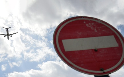 Аэропорт Саранска приостановил авиасообщение из-за опасности атаки БПЛА
