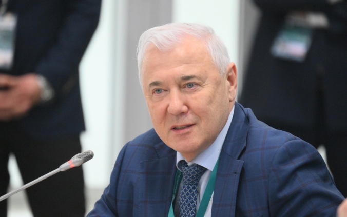 Аксаков не исключил появление пластиковых банкнот в России