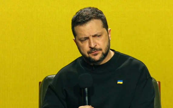 Сербы устроили митинг против приезда Зеленского в Белград
