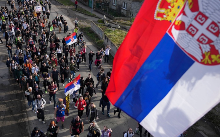 МИД: внешние силы пытаются расшатать Сербию в преддверии выборов